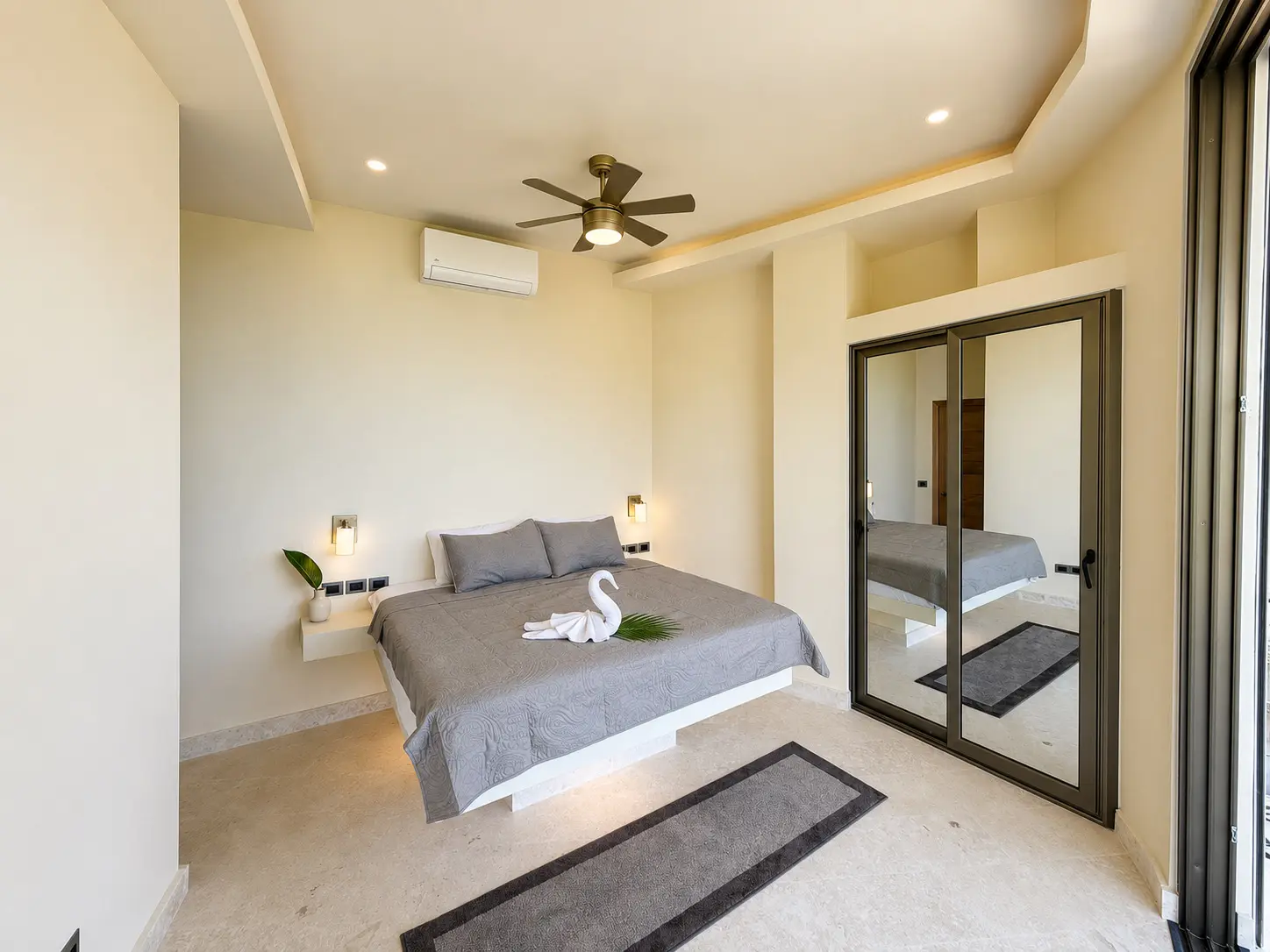 Suite climatisée avec accès au balcon panoramique